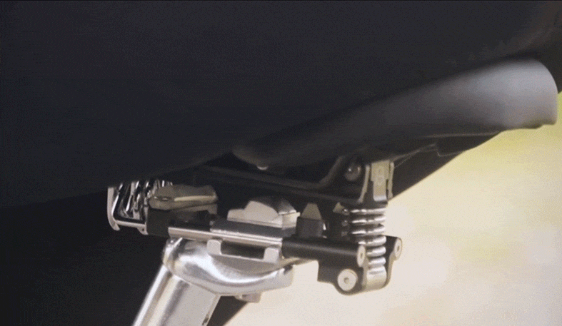AirSeat35の上下前後方向の動き
